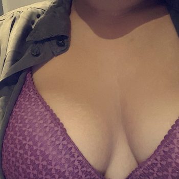 Henola - Rencontre cougar à Saint-Gilles Profil de Henola, 37 ans, Rencontre cougar à Saint-Gilles (Québec)